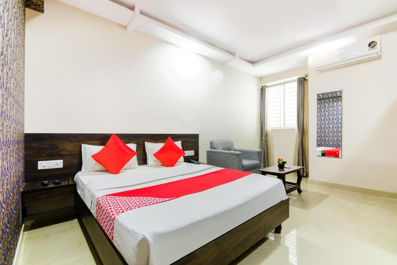 Hotel Central Suites Bangalore Bagian luar foto