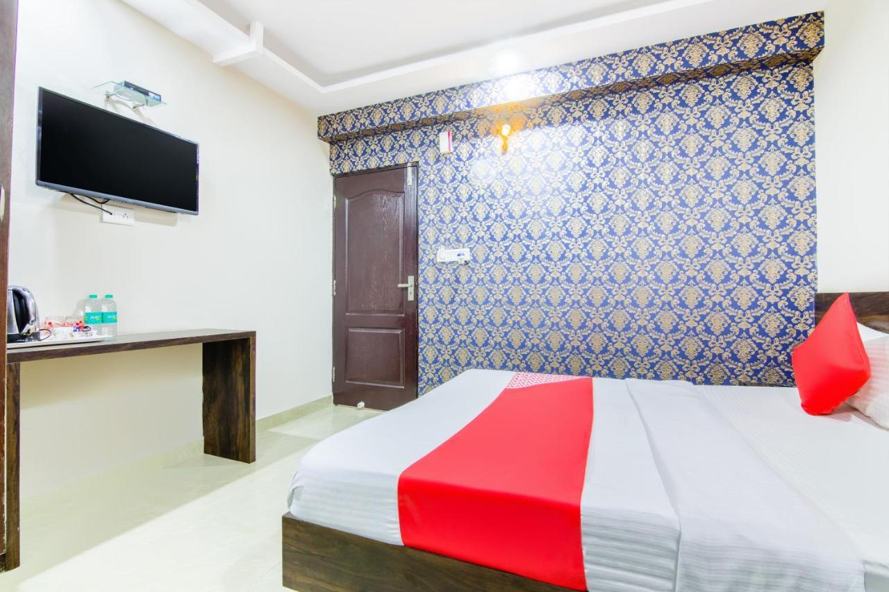 Hotel Central Suites Bangalore Bagian luar foto