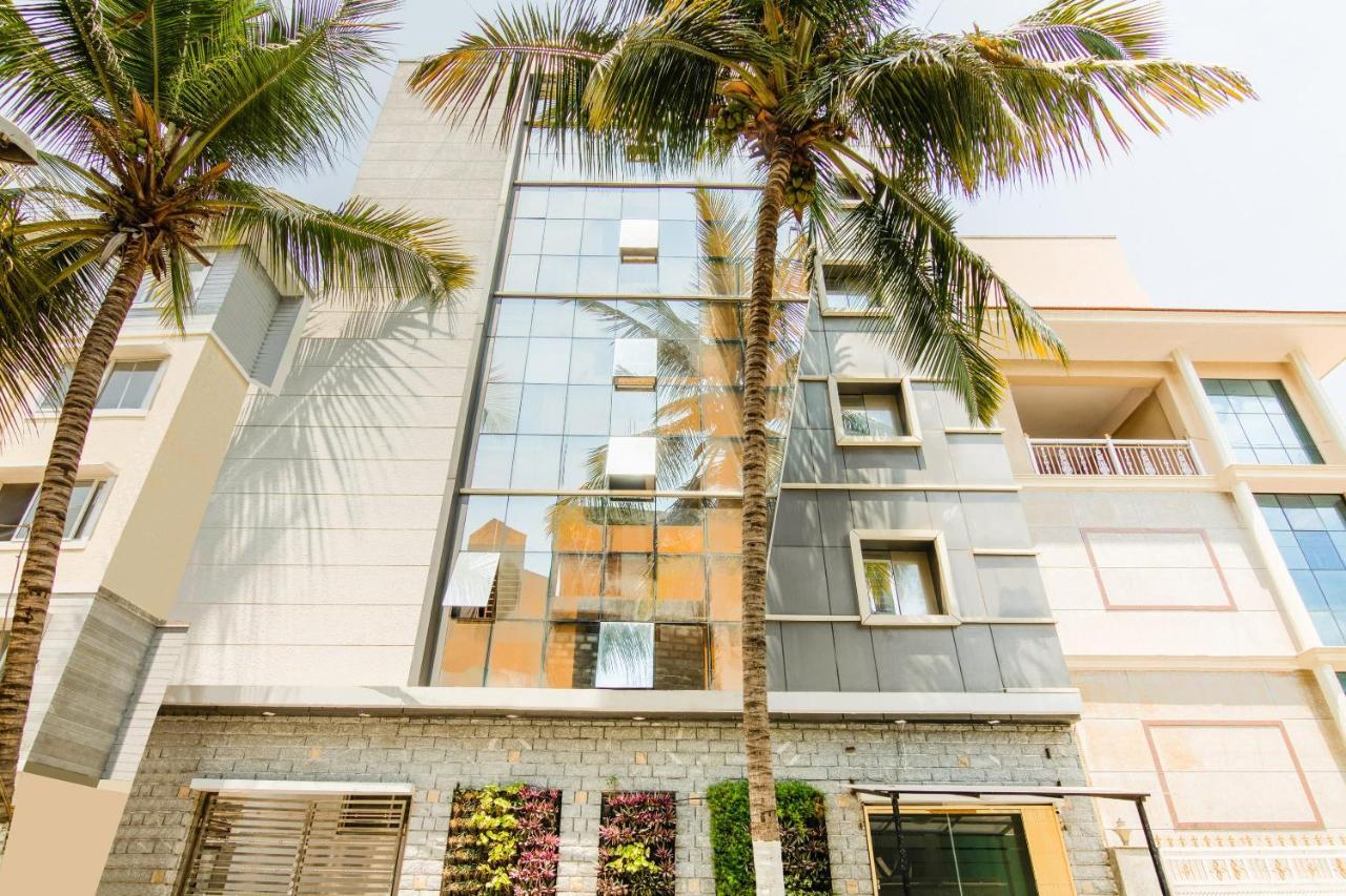 Hotel Central Suites Bangalore Bagian luar foto