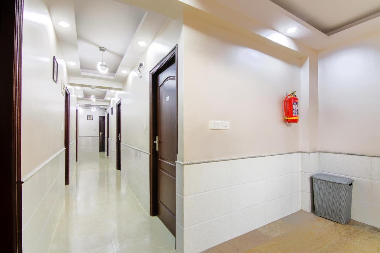 Hotel Central Suites Bangalore Bagian luar foto