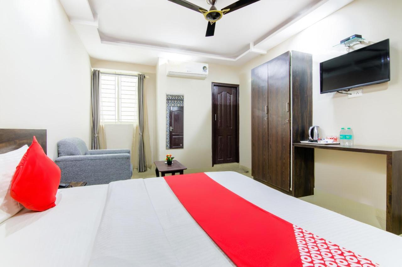 Hotel Central Suites Bangalore Bagian luar foto